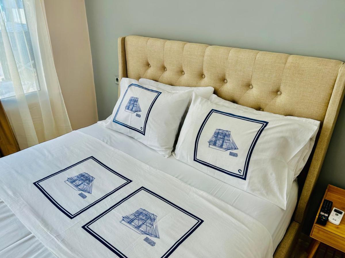 Port Twins Suites No1 Le Pirée Extérieur photo